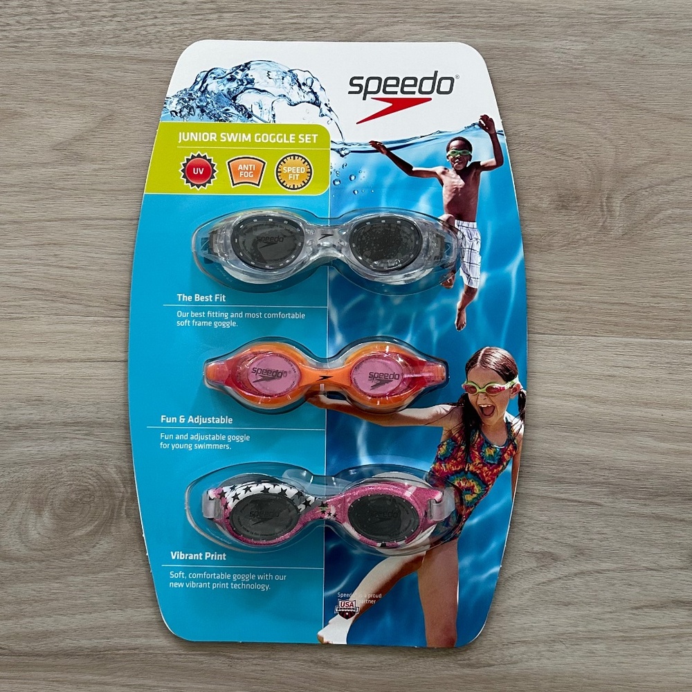 NWT Speedo Junior Swim Goggle Set